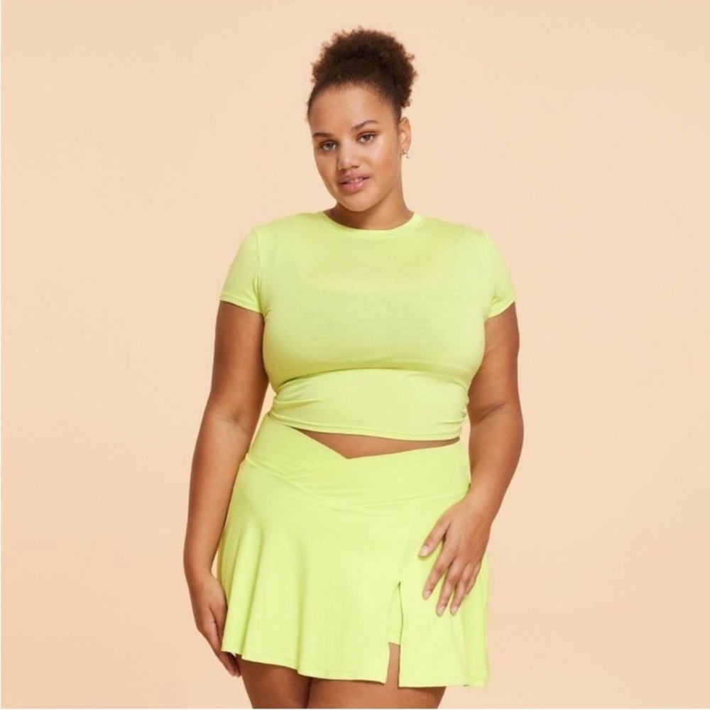 Blogilates Reversible Bow Back Tee